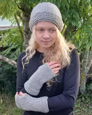 P388 Hat and Wrist Warmers (Ideal for beginners)